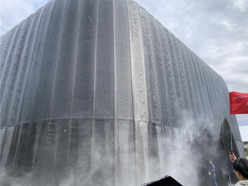 由日本仿生機器人教父石黑浩擔綱策展的「生命的未來」展館，為大阪世博熱門展館之一。（圖／中國時報蔡明亘攝）