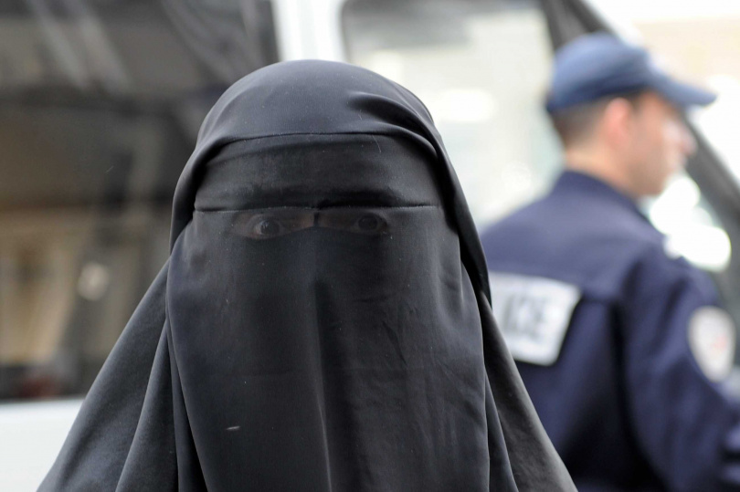 罩袍「布卡」(burqa)。(圖/達志/路透社)