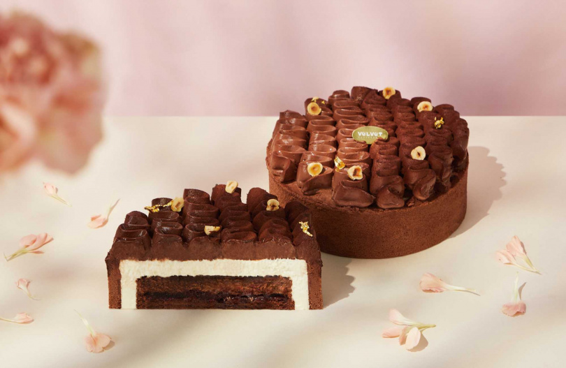 「SHERO雙巧四葉生乳酪」母親節蛋糕原價1,880元，早鳥預購價1,680元。（圖／法絨提供）