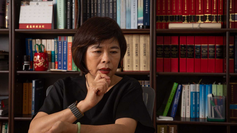 李玉卿律師解釋，若休學的前女足隊員想要復學，可以透過２個方法。（圖／劉耿豪攝）