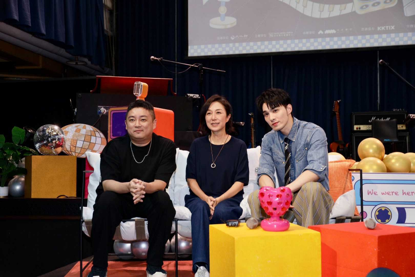 左光平（左起）、黃韻玲、黃偉晉，一同出席北流2025《唱 我們的歌》金曲再現講唱會台北場。（圖／北流提供）