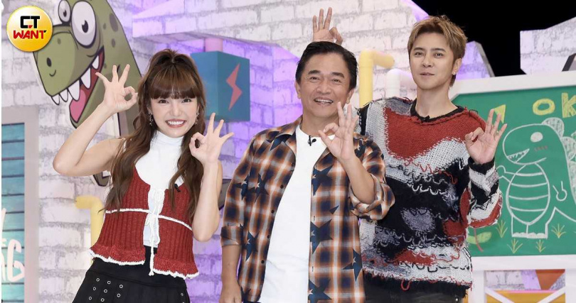 吳宗憲錄影羅志祥與何美主持的中天綜合台《綜藝OK啦》。(圖/侯世駿攝)