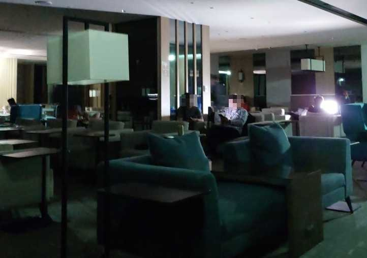 台北松山機場今天（1日）下午1時40分許突然停電。（圖／翻攝自Threads）