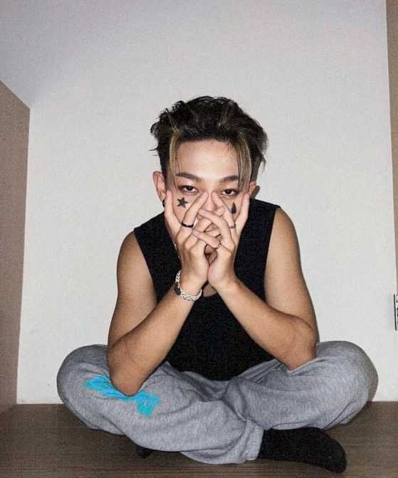 小孩因性醜聞中斷正要起飛的演藝事業。(圖/翻攝自小孩IG)