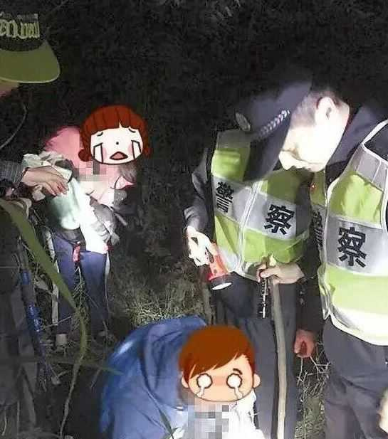 中國大陸浙江省杭州市臨安近日發生1起離奇登山受困事件。（圖／翻攝自都市快報）