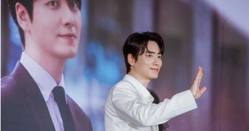 李浚赫因膚色白皙，被封「牛奶香草天使」。（圖／趙文彬攝）