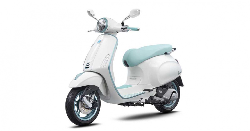 Vespa Primavera S 150 i-get ABS 新色「雪地白」(圖/Vespa提供)。