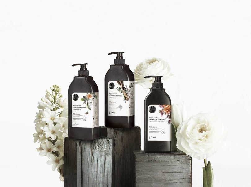 juliArt 覺亞 My juliArt Helix 洗髮沐浴露-浮絃隱茶 1000mL / 2,700元(圖/品牌提供)