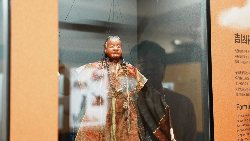 展場展出戲曲保護神之一田都元帥，不僅做為守護神端坐神壇，也會做為偶戲主角登場。（圖／台博館提供）