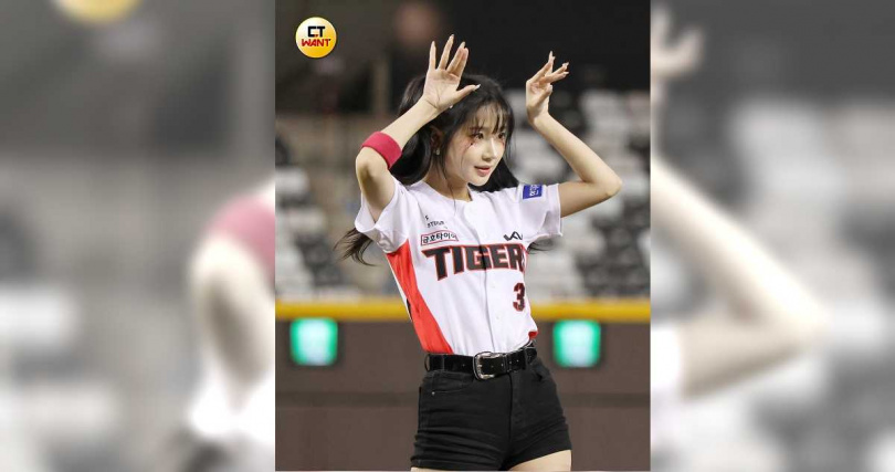 有網友認為，如果從李多慧的簽約金來看，李珠珢應該沒那麼多。（圖／楊澍攝）