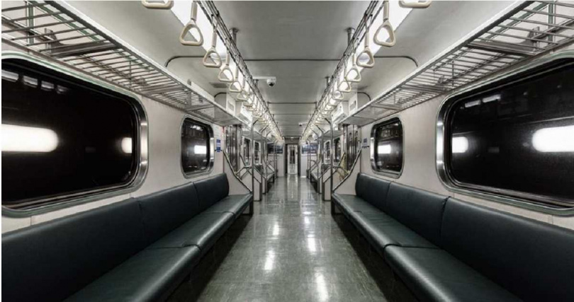 0402台鐵太魯閣號事故今年將滿4周年，家屬今年將以「紀念之光」形式追思逝去的親友，在花蓮車站前的3座隧道設計紀念光線，當列車在事發當下經過時，亮起燈光象徵對家人的愛永恆存在。（圖／家屬委任律師陳孟秀提供）