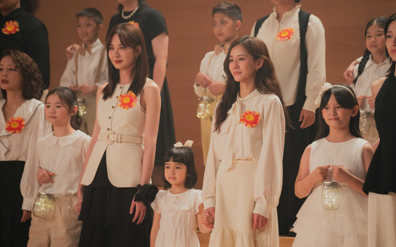 與陳意涵一起在舞台上演出的小演員十分貼心，深獲她的喜愛。（圖／壹壹喜喜提供）