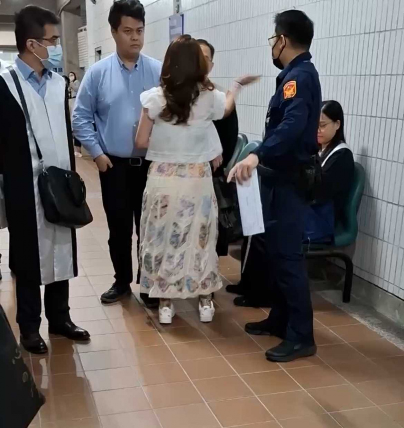 林姓女子在台中地院公然打了台中律師公會理事長一巴掌。（圖／民眾提供）