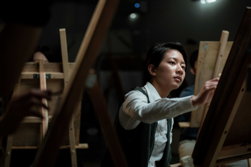 陳妤在《弓蕉園的秘密》裡飾演女同志，有精彩的演出。（圖／台語台提供）