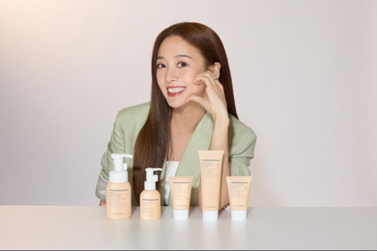 圖說：KÜSSEN葵森 益菌二合一洗浴慕斯 、益菌潤膚乳液 、寶寶益菌屁屁膏都是她的愛用品項（圖／品牌提供）