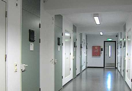 ICC拘留中心的個人拘留區走廊。（圖／翻攝自ICC官網）