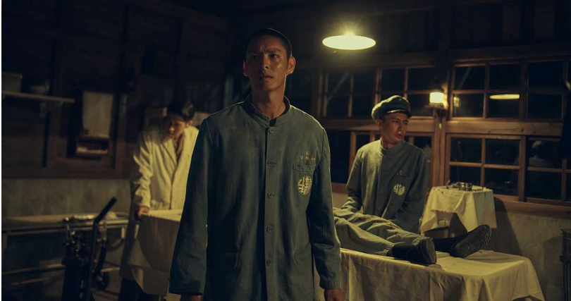 曹佑寧面臨友人生死關頭感到絕望。（圖／客家電視台提供）