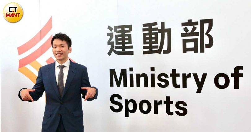 李洋是首任運動部部長，民眾對他抱以高度期待。（圖／黃耀徵攝）