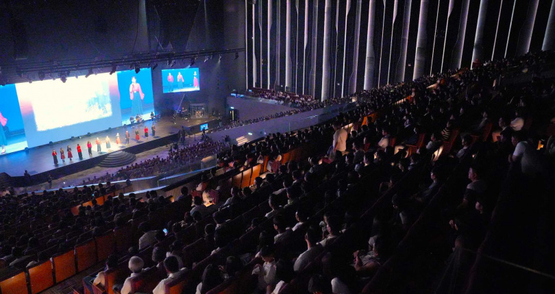 「STILL我在這裡」巡迴音樂會兩場演出吸引近萬名觀眾到場支持。(圖/藝起發光、蒙福教會提供)