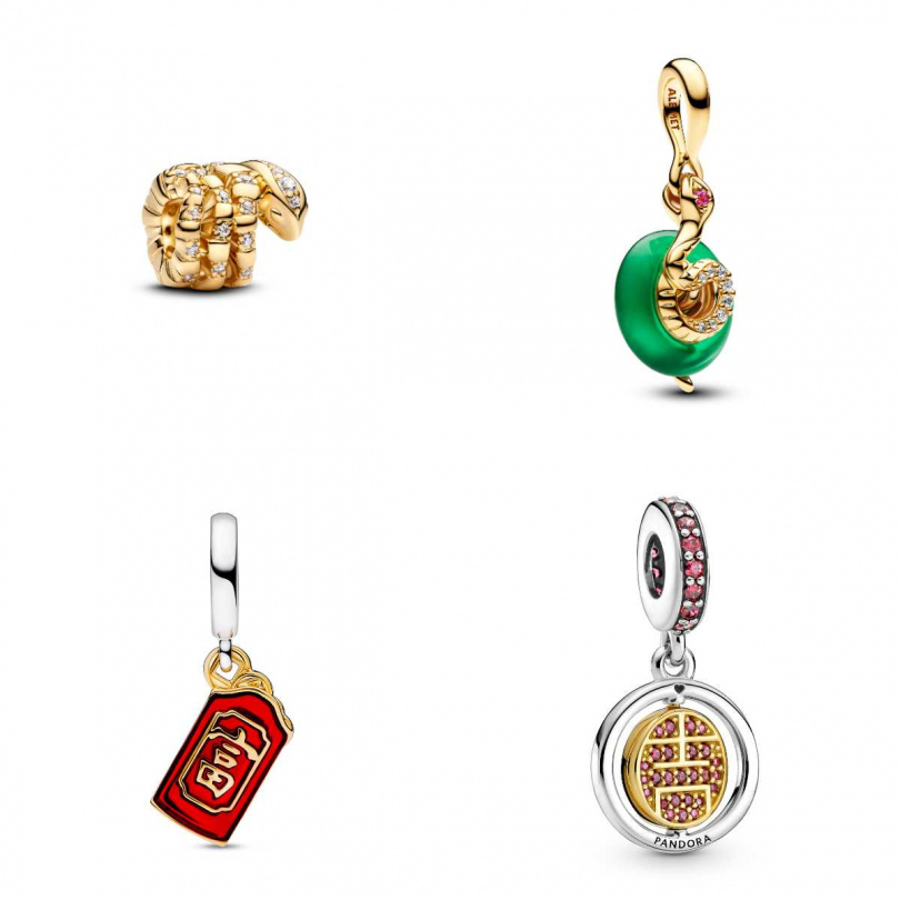 金蛇好運串飾／3,080元、蛇來運轉Murano琉璃吊飾／3,080元、雙色金屬好運紅包吊飾／2,880元、大吉旋轉吊飾／3,680元。（圖／品牌提供）