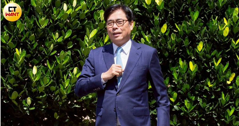 高雄市長陳其邁指出，因應台北捷運恐怖攻擊事件，高雄將全面強化大眾運輸場站與人潮聚集處的維安與預防措施。（圖／CTWANT攝影組）