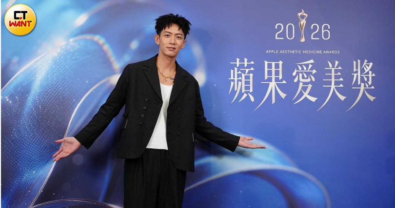 柯震東擔任第二屆蘋果艾美獎頒獎人。(圖/提供)