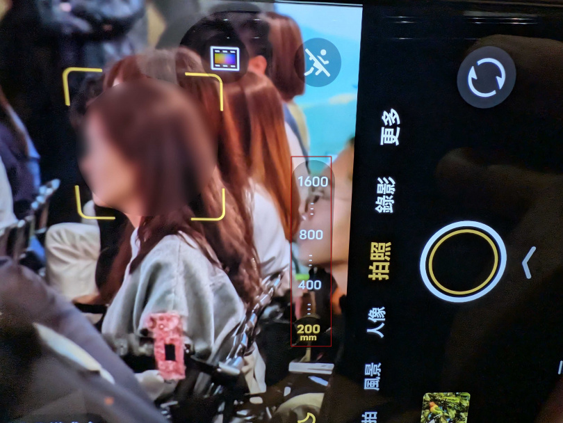 開啟之後,光學變焦就能到1600mm。(圖/廖梓翔攝)