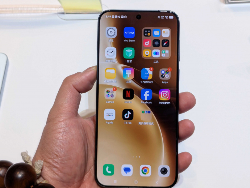 vivo X300 Pro。(圖/廖梓翔攝)