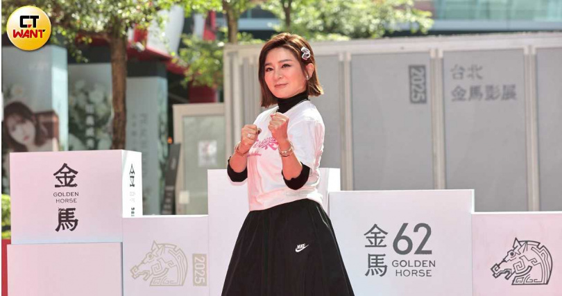 王彩樺之前拍完戲收工去上廁所跌倒左側痛到不行。（圖／黃耀徵攝）