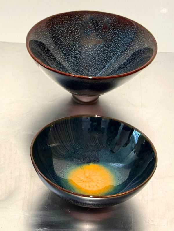 邵椋揚的曜變天目作品。（圖／吳德亮攝影）