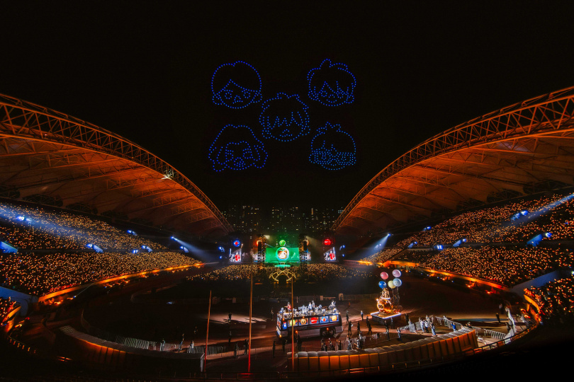 演唱會上出動1500台無人機隨歌曲變換出20種圖案。（圖／相信音樂提供）