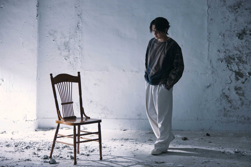 哲謙和「壁癌」上演深刻對手戲，被雲安與犬青狂讚內心戲100分。（圖／相信音樂提供）