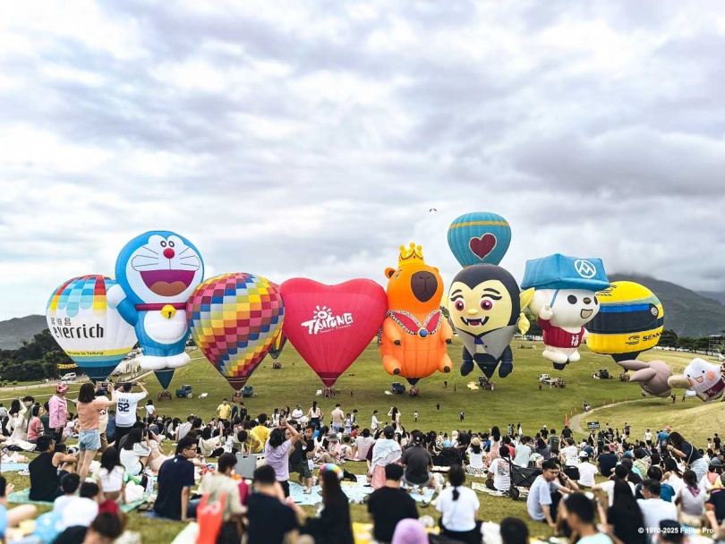 陳以信盼借鏡台東鹿野熱氣球嘉年華，推動台南內山區域經濟發展。（圖／翻攝自台東縣政府資訊網）