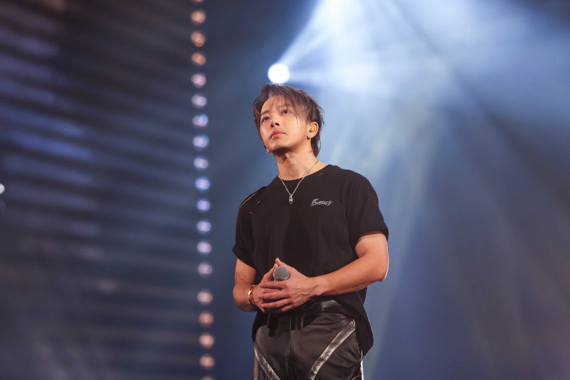 坤達承諾會讓自己變得更好。(圖/相信音樂提供)