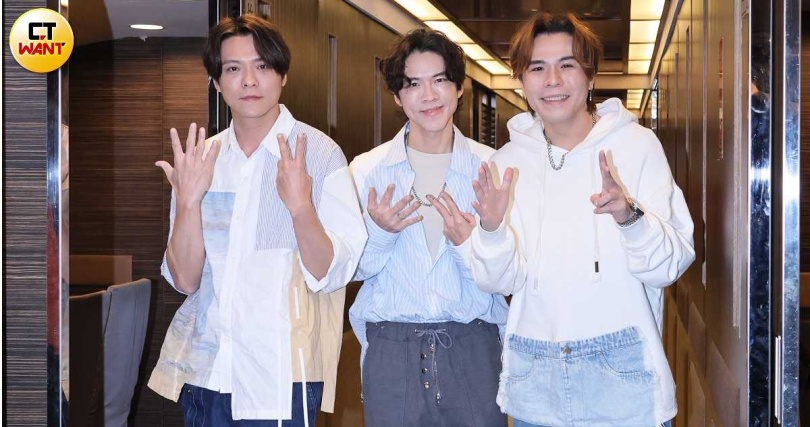 李吳兄弟地震時立刻叫媽媽下樓。（圖／楊澍攝）