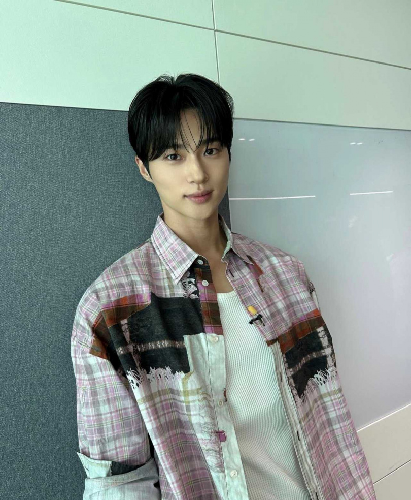 （圖／取自邊佑錫IG）