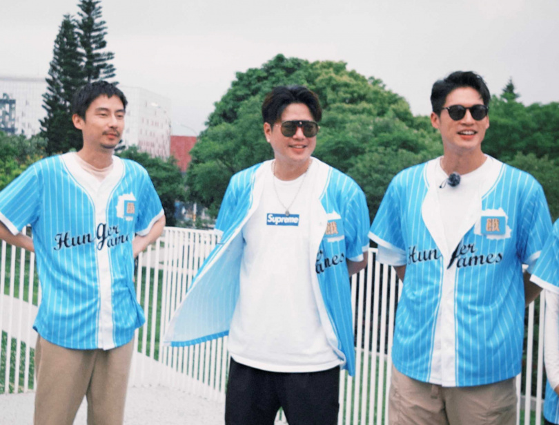 李易（中）首度參加飢餓錄影吐槽製作人小氣 。（圖／中視提供）