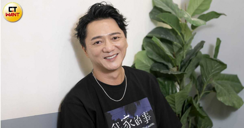 藍葦華敢在老婆面前流下男兒淚，不過事後仍覺得有些丟臉。（圖／楊澍攝）