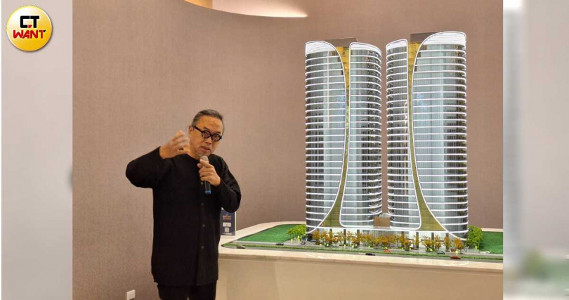 溫子先台灣出生、國外長大,作品遍布全球,台中七期可見特殊建築商辦,幾乎也都是他的作品。圖為「國家壹號廣場」建築模型。(圖/林榮芳攝)