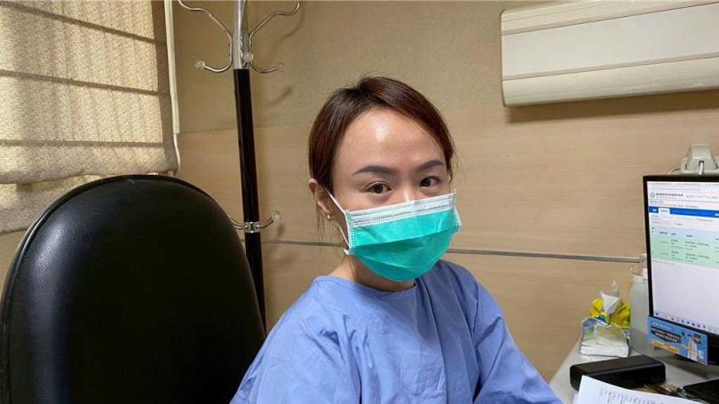 員榮醫院神經內科陳彥秀醫師提醒,冬季是腦中風發生的高峰期,「三高族群」(高血壓、高血糖、高血脂)及長期抽菸、肥胖或作息不規律者更要注意。(員榮醫院提供/葉靜美彰化傳真)