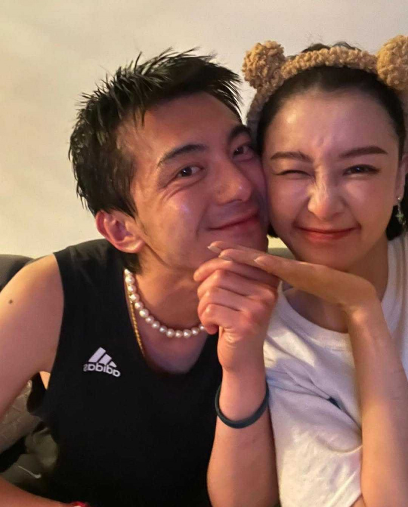 謝睿宸2023年與兔美情定，並甜蜜稱她為是唯一的女人。（圖／翻攝自謝睿宸IG）