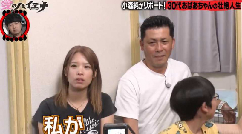 NARU分享自己15歲時愛上大12歲丈夫,交往僅1個月便懷孕,36歲升格當阿嬤。(圖/翻攝自X,@ABEMA)