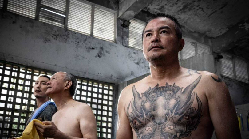 李銘順在新片《高寮大劫》龍頭刺青造型受到網友討論。(圖/想亮影藝)