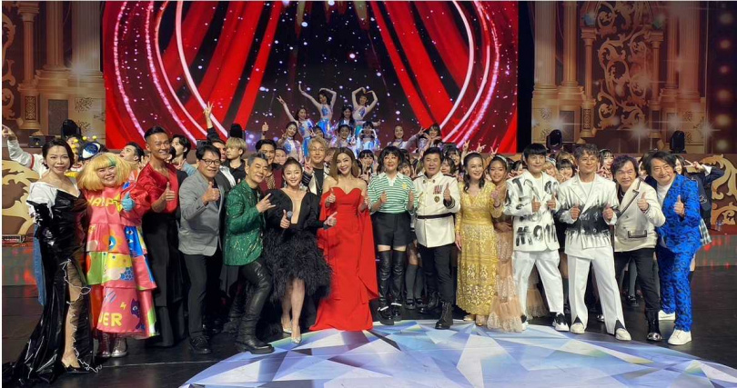 《鑽石舞台之夜》大合照。（圖／下面一位提供）