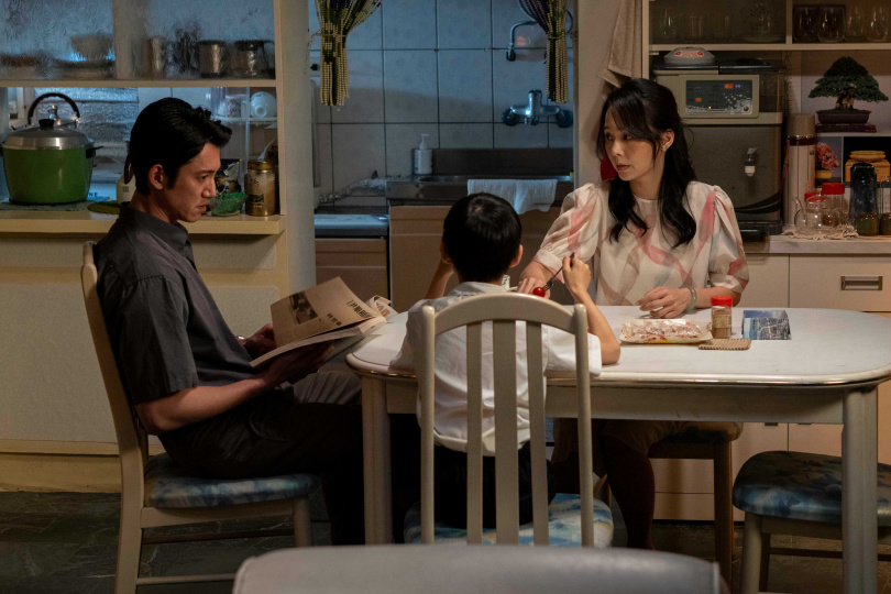 首次與吳慷仁合作，孫淑媚覺得每天都上緊發條充滿想法。（圖／百景映畫提供）