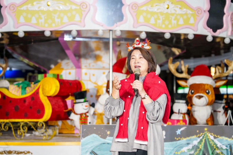 2025屏東聖誕節打造南台灣最大聖誕村，百年屏東公園一秒走進北國童話。（圖片提供／屏東縣政府）