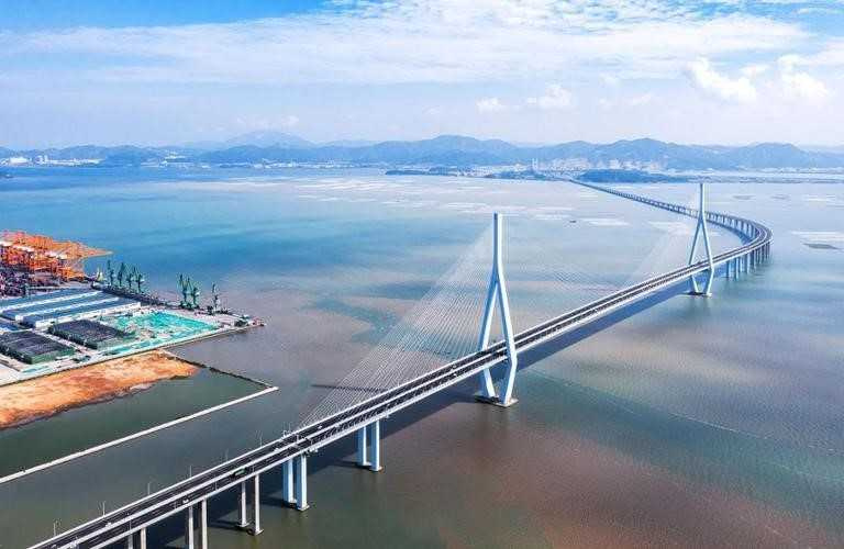 總投資372.7億元人民幣的廈金大橋（廈門段）