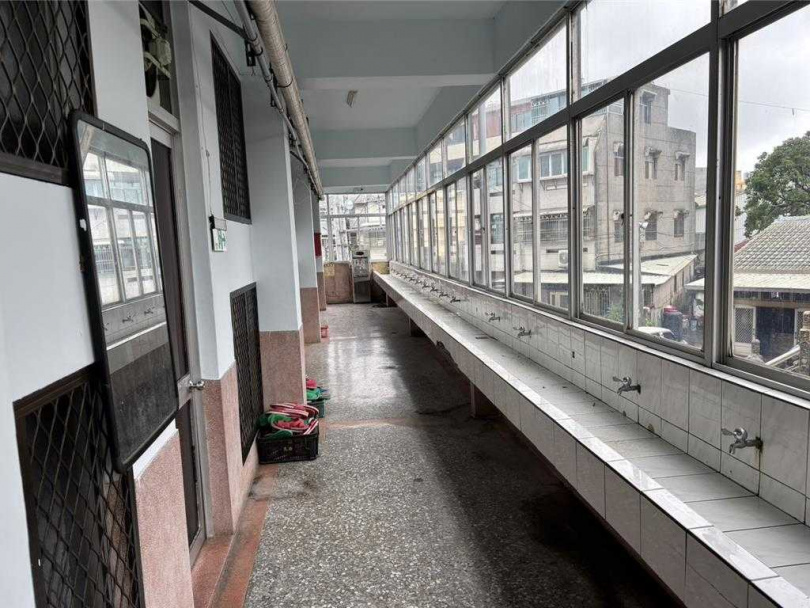 朴子市配天宮特別提供香客大樓的衛浴設備讓民眾使用。（圖／朴子市公所提供）