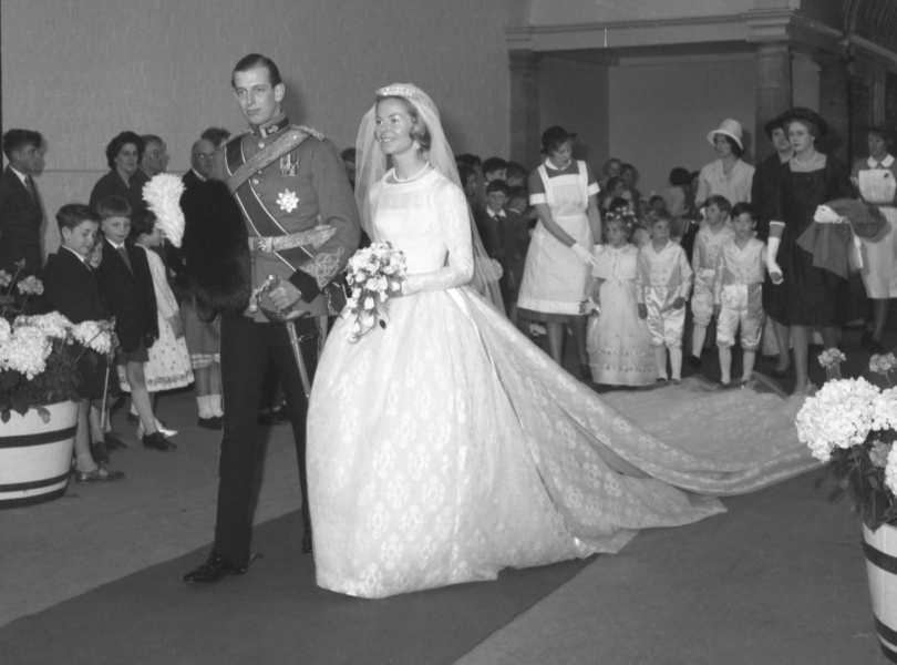 肯特公爵夫人婚後與公爵育有三名子女，並在2013年夫婿中風後重回倫敦照料伴侶。