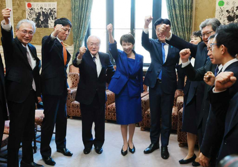 從國會解散到投開票僅16天,創下戰後最短選舉期紀錄。